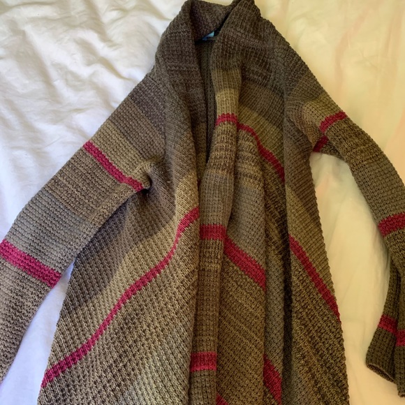 neutral cardigan - Picture 1 of 3